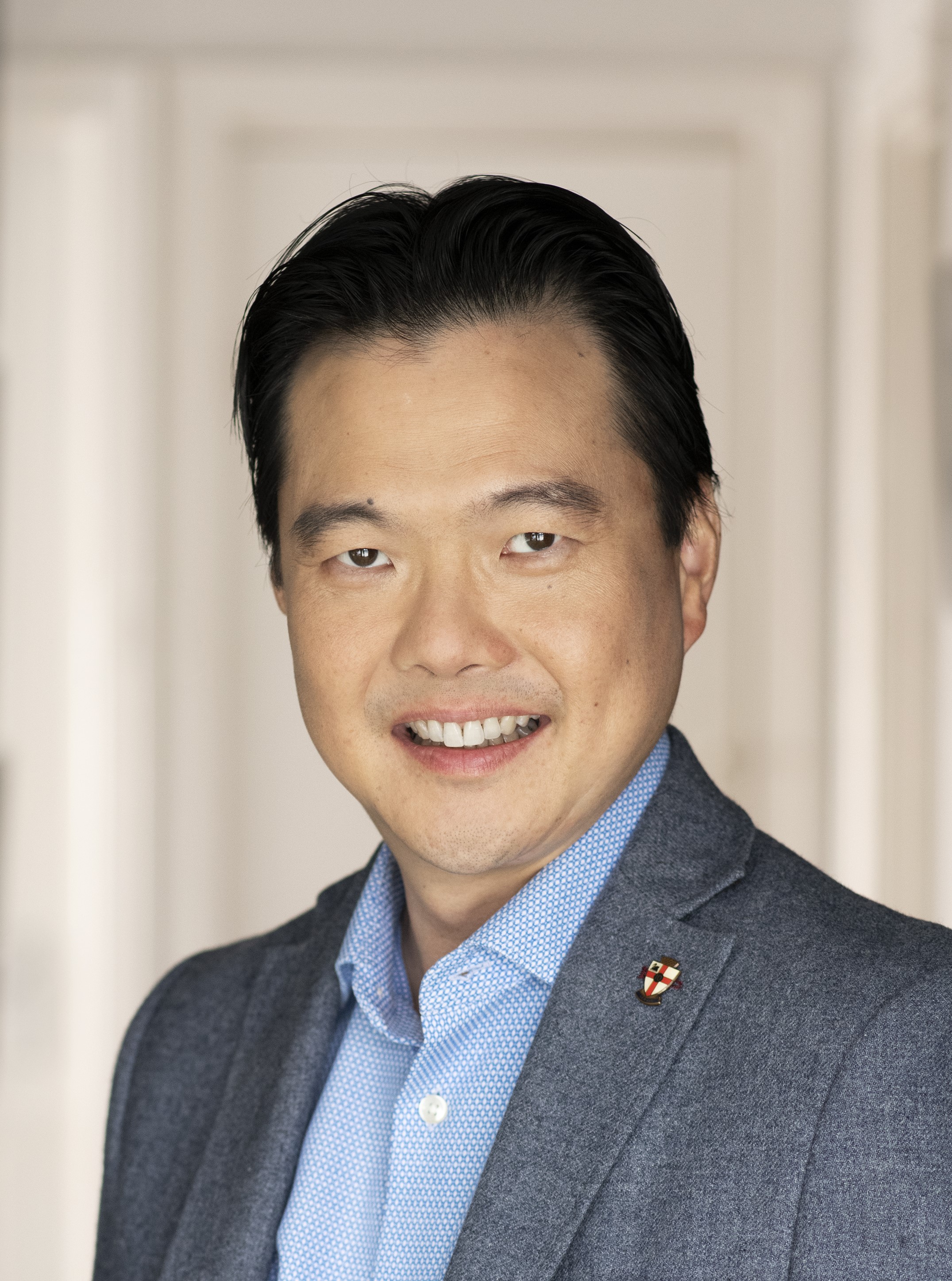 Associate Professor Ming Yew