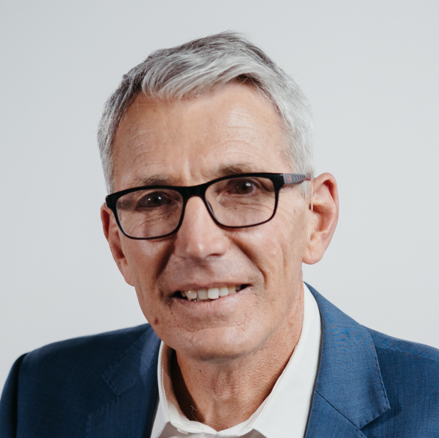 Prof. Ian Bissett