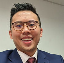 Dr Zhi Sia