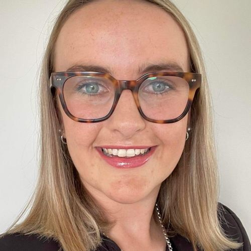 Dr Sarah Cowan